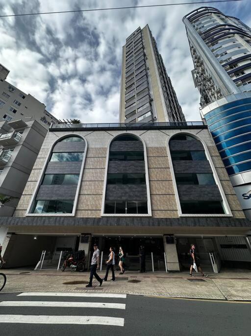 Ape Da Cris - Centro Bc , 5Min Da Praia - Ideal Para Casais , Com Garagem Balneário Camboriú Exteriér fotografie